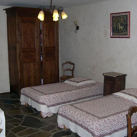 La Bergerie Acomodação com café da manhã Sainte-Eulalie-de-Cernon Quarto foto